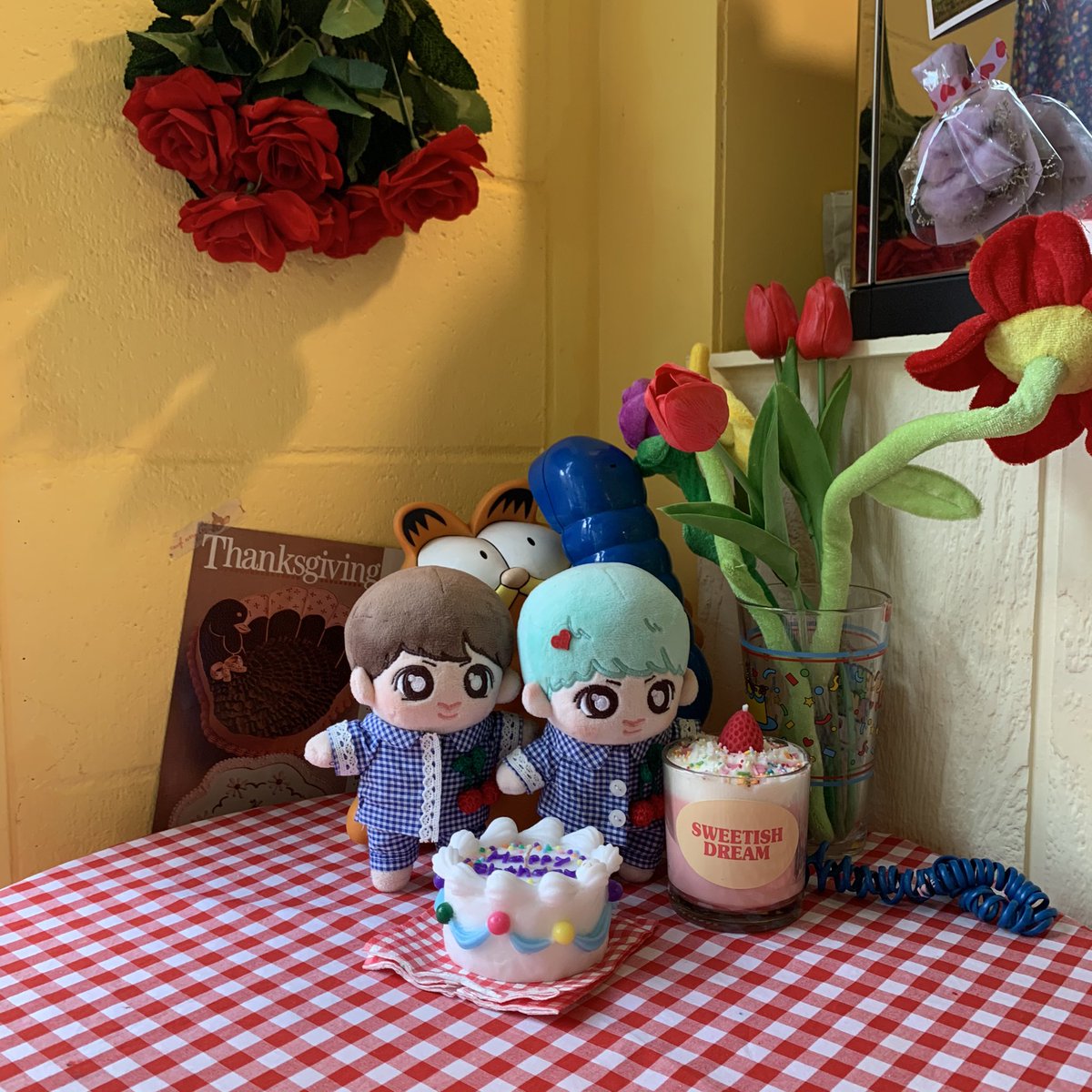 눈나 생일선물로 민콩이 잠옷 얻었어요❣️
눈나 친구가 손수 만들어줬대요💘
#민콩 #민콩이 #셍콩이 #셍콩 #작콩이