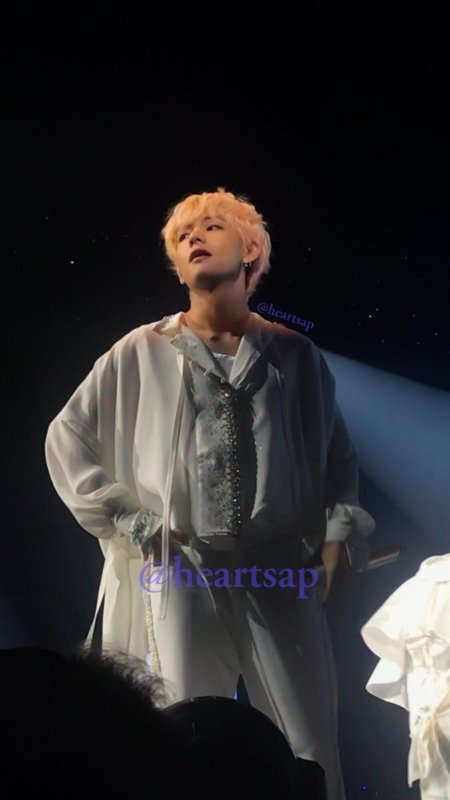 fairytale_EHEH's tweet photo. 거짓말 하지마 천사가 맞잖아ㅠ
폰카태형,,,#mood ㅠ ㅠ 착장 넘 예뿜 https://t.co/HZi8ZCf31p