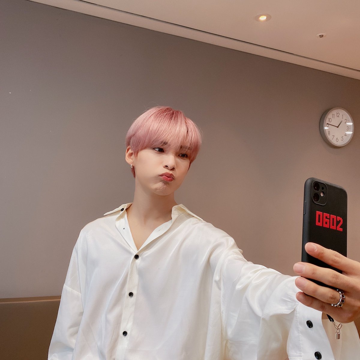 official_ACE7's tweet photo. 너무 귀여워 한 컷도 놓칠 수 없어 https://t.co/17DKVvQEiF