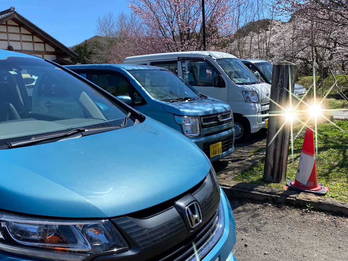 sakunokoi's tweet photo. テレビや新聞見てますか⁉️

今は日本が危機的な状況だと言う事をご存知ないですか⁉️

大の大人が何も考えないのですか⁉️

よそに来て何も考えずにらーめん屋に入ったりコンビニに入ったりと
お店の方が恐怖を感じている事をなんとも思いませんか⁉️

ノー天気なオヤジバイクが目立つ😩
脳みそ飾りか⁉️ https://t.co/7pOAOt4YGY