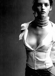 nnnnonnon1's tweet photo. ◼️◻️〈〈  ©︎  Peter Lindbergh
◼️◻️〈〈       Photography

#PeterLindbergh https://t.co/ZyXkIZa3CU