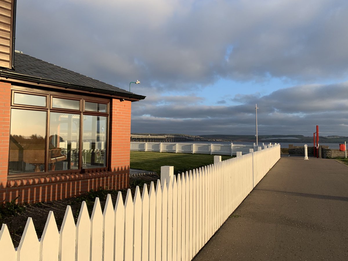 Geoff Barton tweet media