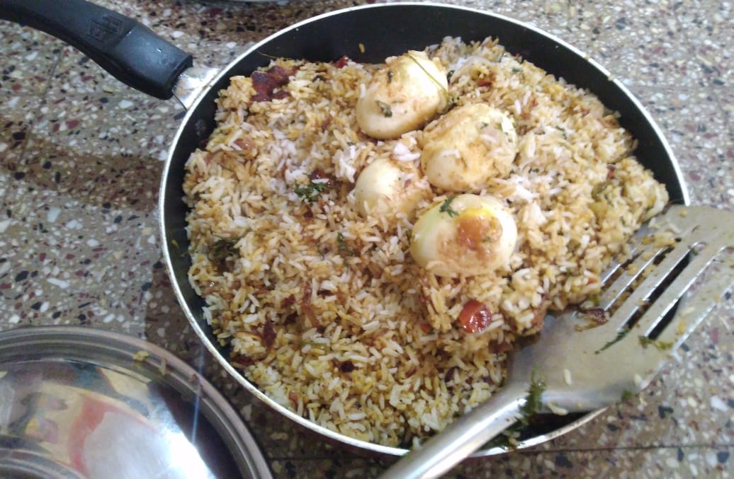 Jet_Cherry's tweet image. Sunday Special
Egg Dum Biryani
#EggsForImmunity
#EggChallenge
#EatEggForImmunityChallenge
@eggsforimmunity