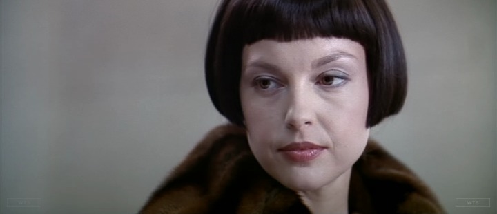 Happy Birthday to Ashley Judd who turns 52 today! Name the movie of this shot. 5 min to answer! 