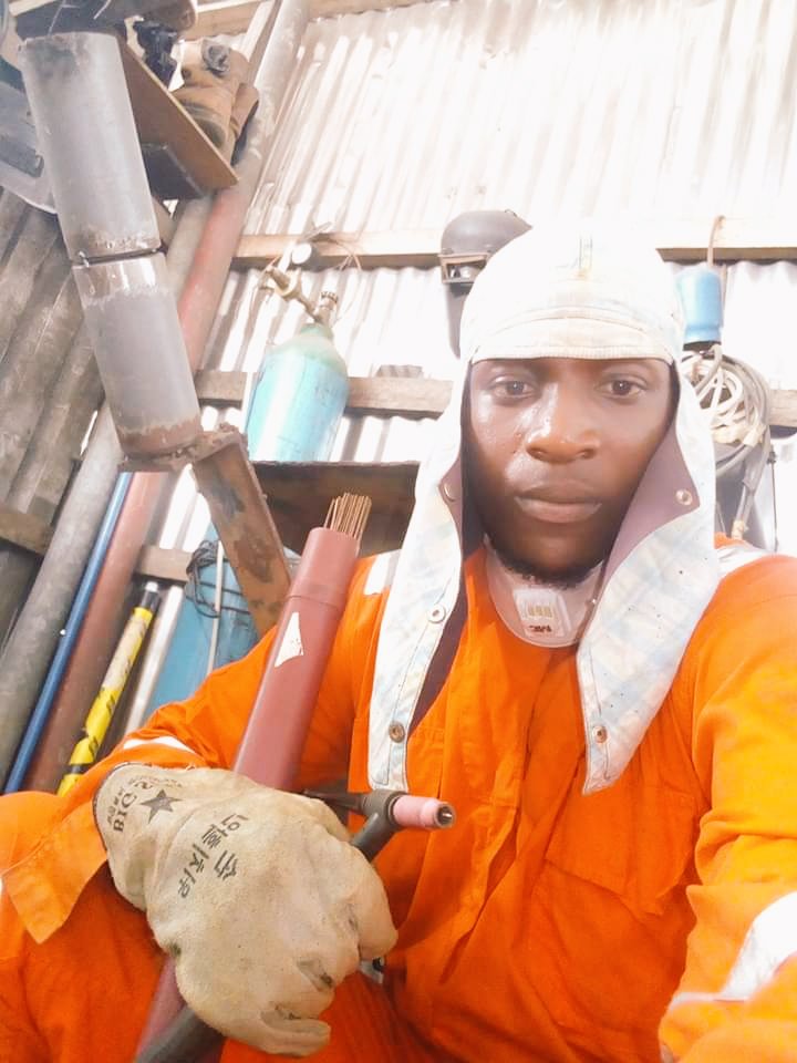 SolonomT's tweet image. It’s my responsibility to help others. To be a positive example. I want to be a role model for others, to help others like me get a chance.

God bless D.L.B my role model