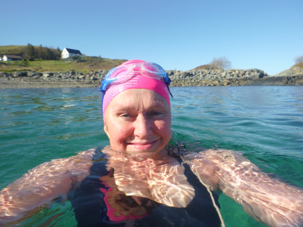 k1purl's tweet photo. These where taken yesterday below our house, which you can see in the photo. The waters so clear at the moment I’m off again later with my snorkelling gear. #lockdownexcercise https://t.co/sF0emYRHkl