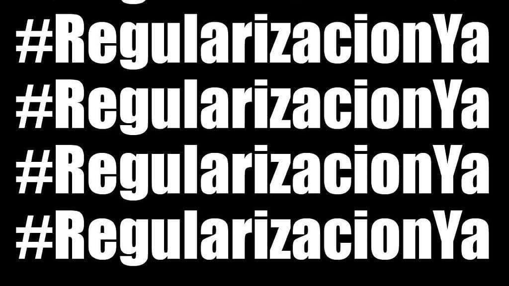 La acción articulada, en una red estatal de colectivas migrantes y #antirracistas autoorganizadas, EXIGIMOS al Gobierno <a href="/desdelamoncloa/">La Moncloa</a>, la regularización extraordinaria y sin condiciones de todas las personas migrantes y refugiadas ante la emergencia.
#Covid19  #RegularizacionYa
