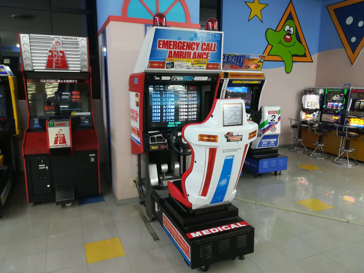 ゼータz ワークスの時にレースゲームらしくなかったのでレースゲームにしたが マリカーより チョロqと言ったら子供のおもちゃだし子供向け極振りにしよう となってできた結果 マリカーwiiより必要となるリモコン振り ストーリー無し やっぱりミニ