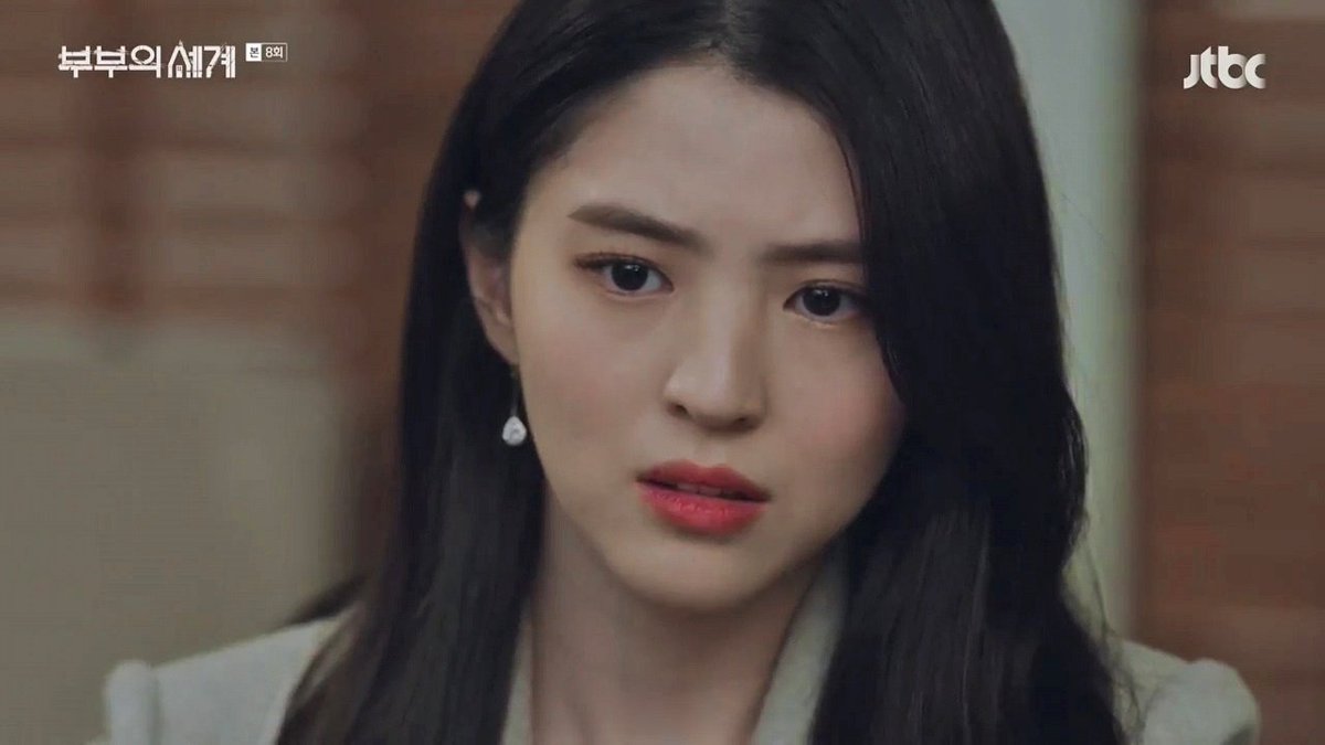 KARMA IS A BITCH! How is even possible to live a happy life with a man that married you after having been his mistress for 2 years? The insecurities and anxiety that you'll become the next one left behind will always haunt Da Kyung. #TheWorldoftheMarried #부부의세계