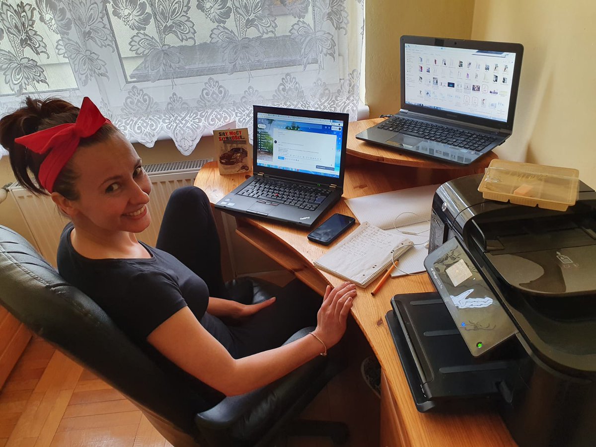 PogonSzczecin's tweet photo. Wiemy, że dziś ładna pogoda i chciałoby się pójść na spacer, ale jeśli nie musisz wychodzić, to #zostańwdomu, tak jak nasi partnerzy 🤝🏡 #DragonEvent #Calypso #PSFS #SignumYachtService https://t.co/McM6zUqBVp