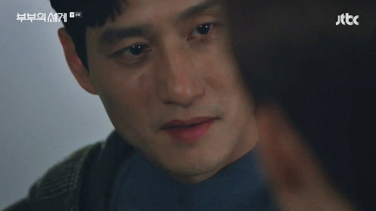 I don't know about you all, but i'm so worried about Dr.Yoon Gi.Tae Oh's craziness is increasing and so his obsession for Sun Woo #TheWorldoftheMarried #부부의세계