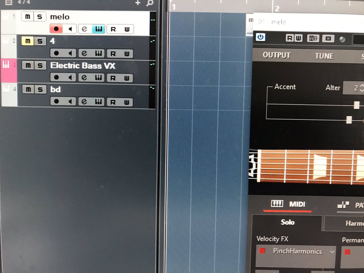 atarimeshimada's tweet photo. 今夜は、インスト作編曲のお仕事です。

#RealLPC https://t.co/L0zpINrAHQ