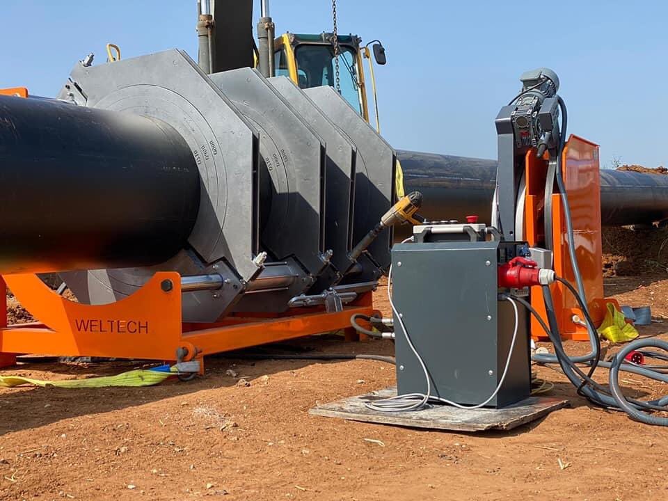 elbormakine's tweet photo. THE WELTECH W1000 BUTT FUSION MACHINE IS RUNNING IN MIDDLE EAST PROJECT ⚙️🔩 https://t.co/OMddFqEA3y