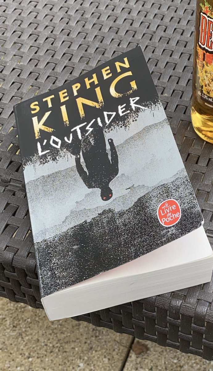 ChrysBou8's tweet photo. Nouvelle lecture 📖
Même avec des heures à rallonge au travail j’arrive malgré tout à prendre le temps de lire 😊
En ce moment j’adore lire les livres de @StephenKing
Et après #LOutsider
Je vais commencer #LeCorps
Bon dimanche à tous
Prenez soin de vous
#RestezChezVous 🙏 https://t.co/Knz8Y72Ldt