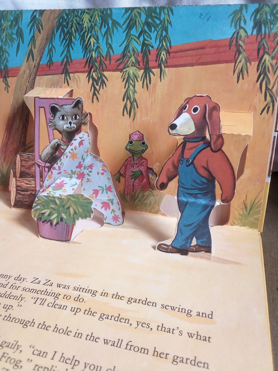 BlueCrystalCol1's tweet photo. #itemoftheday #HectorsHouse #ZaZa #mrsfrog #vintage #popupbook hope to see you soon on the high street @BlueCrystalCol1 https://t.co/m7yJHusyms