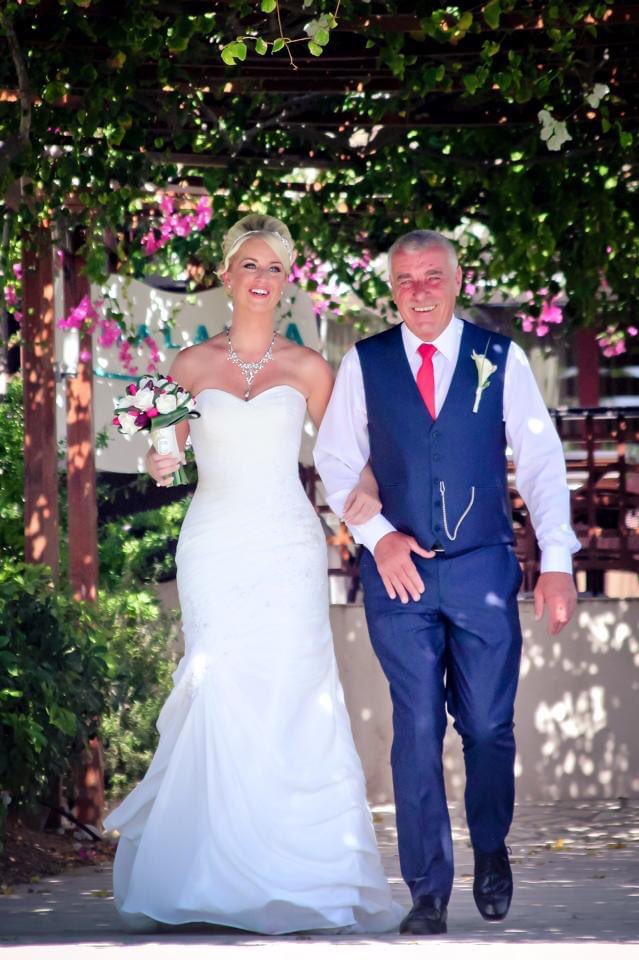 JennieTropic's tweet photo. Who else would love to relive their wedding day????  This is my fav pic EVER of me and my dad 🥰

#wedding #nissibeach #beachwedding #wanttodoitagain https://t.co/ReQXzSdiQn