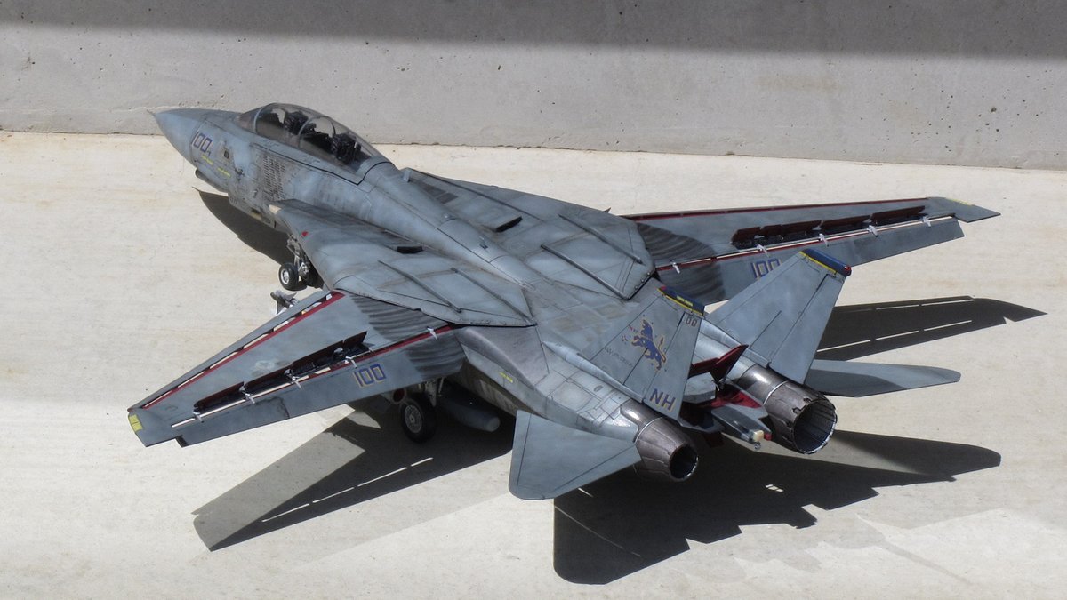 熊猫 F 14dトムキャット Vf 213 ブラックライオンズ Amkの1 48 トム猫40数匹目にして初めて主翼前進位置で作りました スポイラー等展開できたり武装一体成型だったりと豪華なキット 意外と合いが悪くてハセ48並みに手間はかかったけど やっぱり 熊猫 F 14dトムキャット Vf 213 ブラックライオンズ Amkの1 48 トム猫40数匹目にして初めて主翼前進位置で作りました スポイラー等展開できたり武装一体成型だったりと豪華なキット 意外と合いが悪くてハセ48並みに手間はかかったけど やっぱり