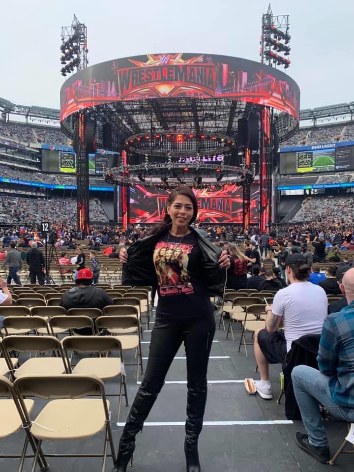 A year ago today #WrestleMania35 with @NYCDemonDiva and other people. Who knew at the time it might’ve been my first and last 👀