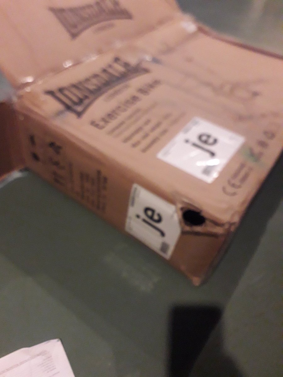 featherflute's tweet photo. Hi @SportsDirectUK please can you help.
I purchased this excersise bike online, it arrived today. Part of the box was open already and part of the plastic body of the bike is cracked and broken.
Thank you https://t.co/loRGwbvKey