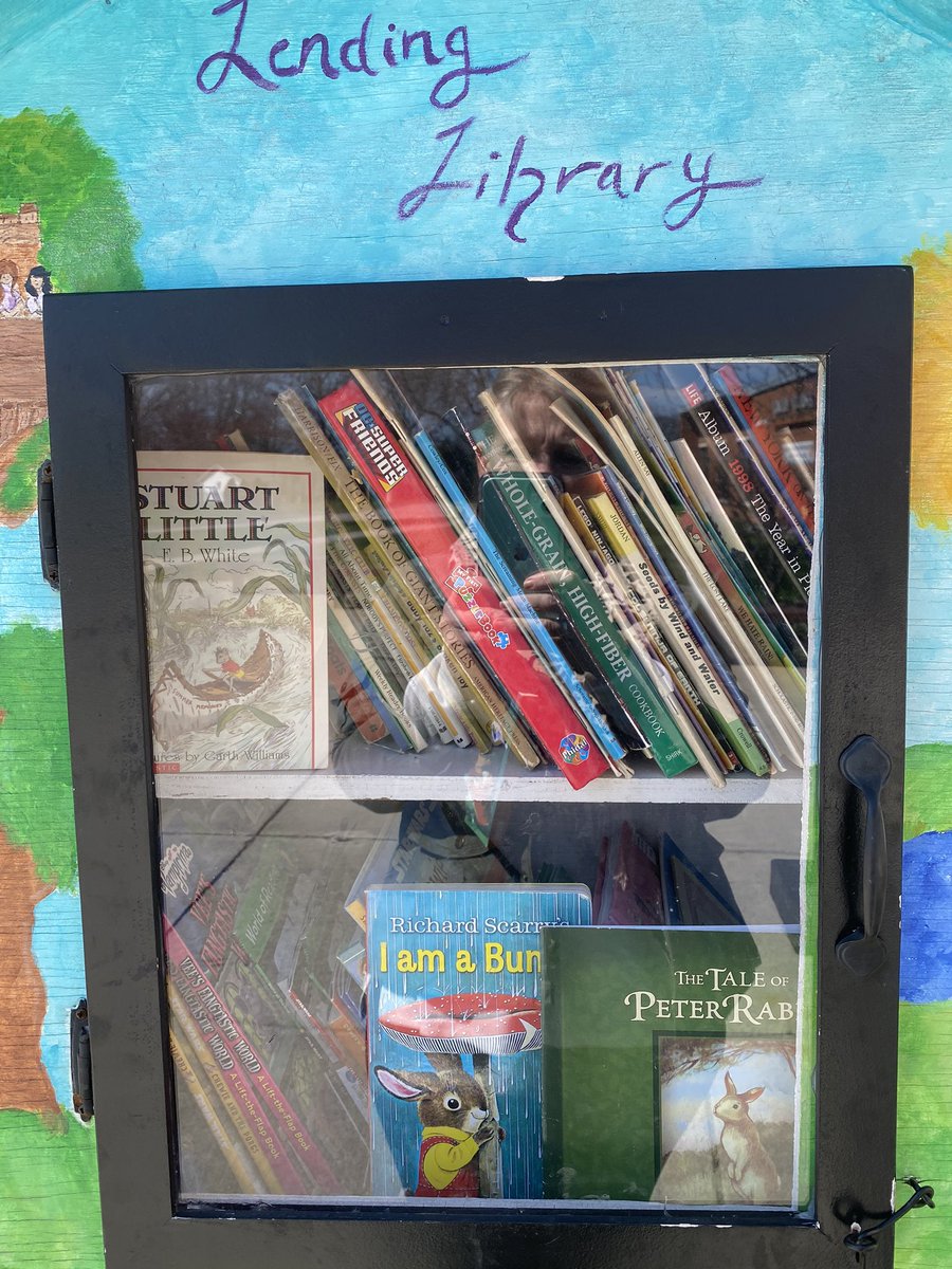 PettiferSuz's tweet photo. @Englishvillage2 @GreeceCentral come grab a book!! Just restocked with new titles! #keepreading #GCSDGrowsReaders https://t.co/BJHTsyhozF