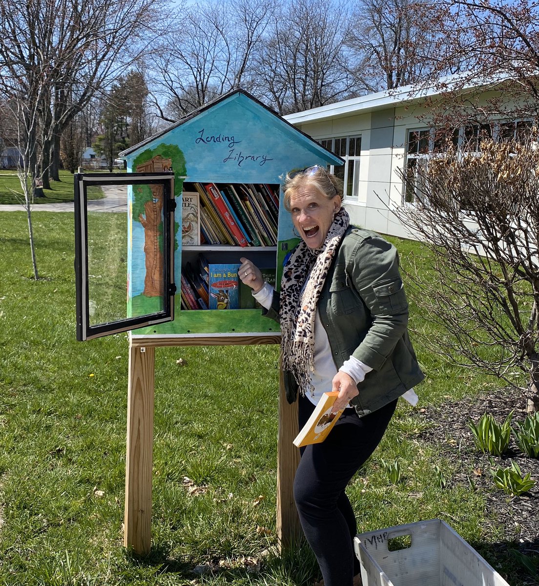 PettiferSuz's tweet photo. @Englishvillage2 @GreeceCentral come grab a book!! Just restocked with new titles! #keepreading #GCSDGrowsReaders https://t.co/BJHTsyhozF