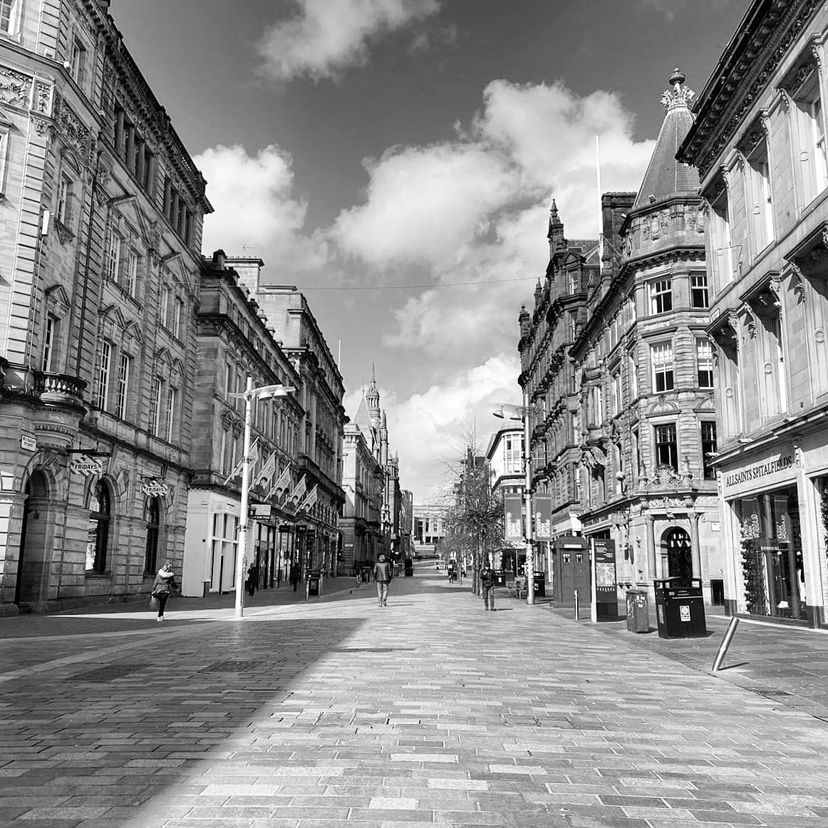 SaifulbRamli's tweet photo. Glasgow City during Covid19 Pandemic. Beautiful #architecture. Photos was taken on 6 April 2020. 
#StayHomeSaveLives #protecttheNHS 
Like and retweet this photos for our Frontliners, our Heroes!
#NotAllHeroesWearCapes
@Glasgow_Live 
#peoplemakeglasgow https://t.co/Yhkxc65g5L