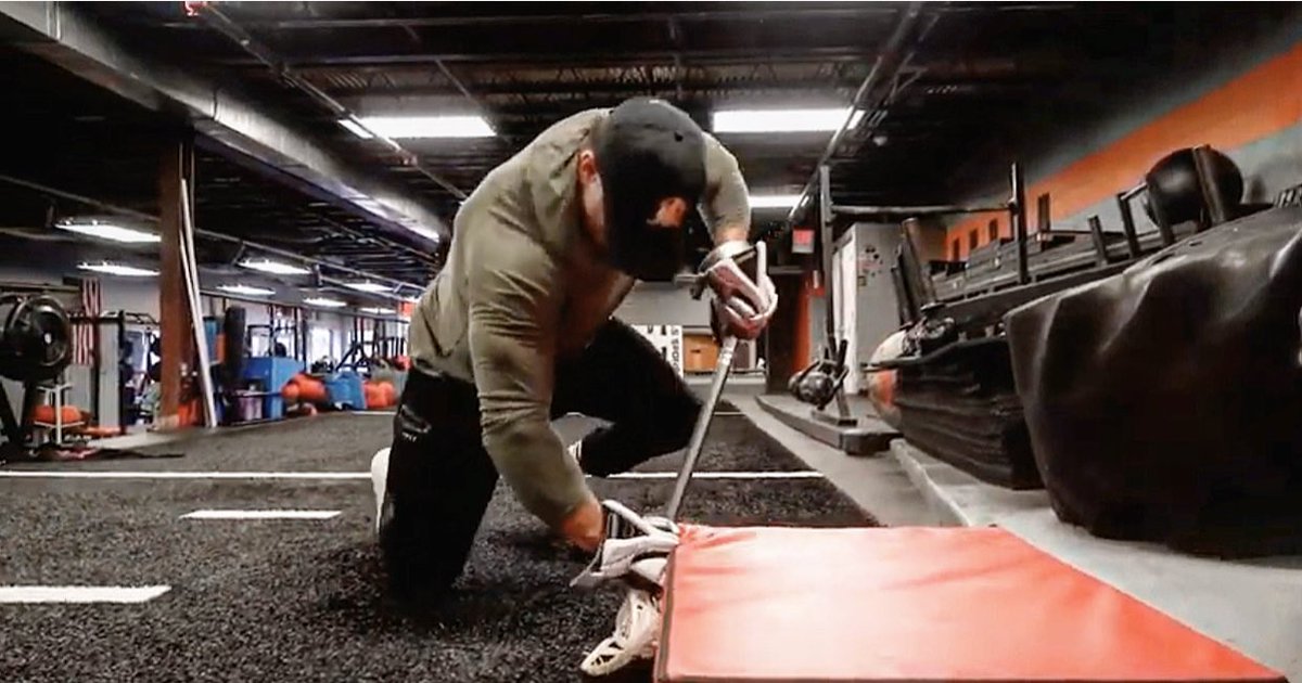 Sharpen your technique and increase the power and efficiency of your second move with the Saw Down Resistance drill. #FOADOD : youtu.be/tGGSmL38EEw
