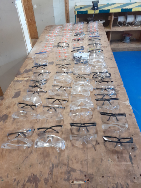 We are so glad to be able to donate 120 pairs of safety glasses from our Construction and Engineering departments to NHS workers on the front line. 

We can't thank the #NHS and all of the key workers enough. 💙