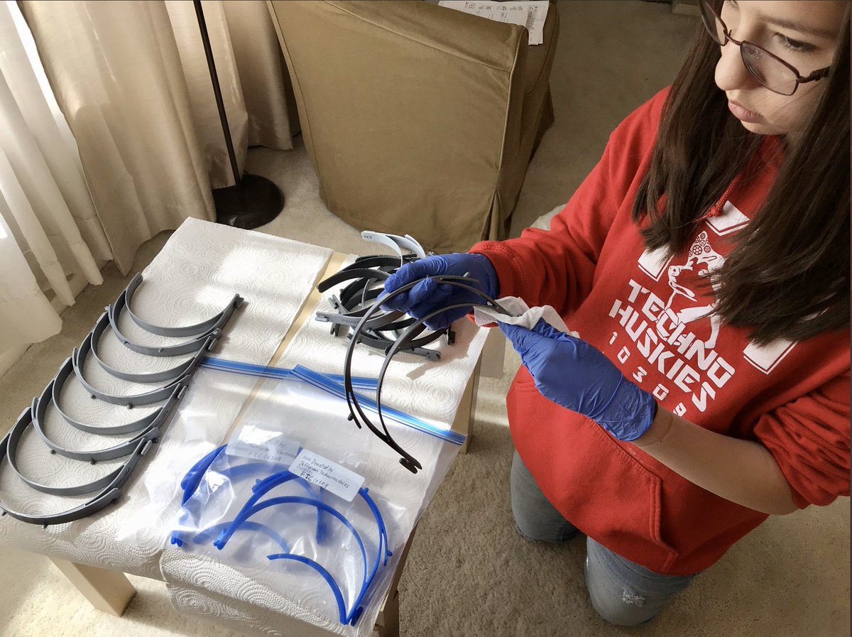 FIRSTweets's tweet photo. From development to delivery, FIRST teams, mentors and coaches are dedicating their time to 3D printing and providing face shields to help protect medical professionals on the frontlines. #FIRSTFFC @ftc10309 @FrogForce https://t.co/Pmnv7aLoaw