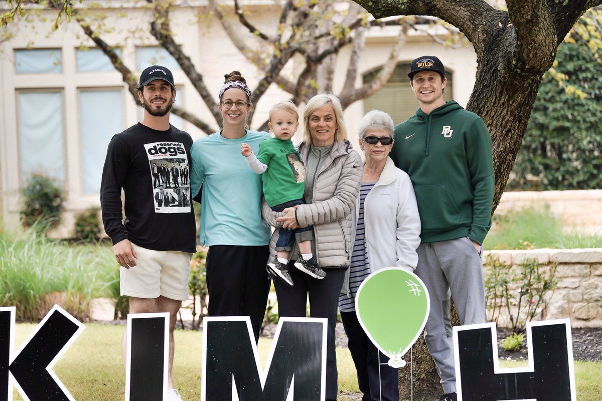 KimMulkey's tweet photo. During these unprecedented times, one thing remains constant - Family! https://t.co/WltRIIMeXw