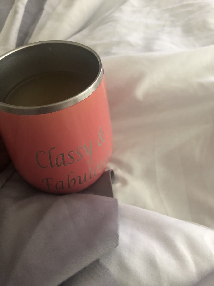 ajdimediva's tweet photo. Detox morning Tea...dandelion root: lemon peels: orange peels: Himalayan salt crystals: Vitamin C intake, purity, skin toner, blood tonic, and digestive tonic! https://t.co/sL4bS4c6Xu