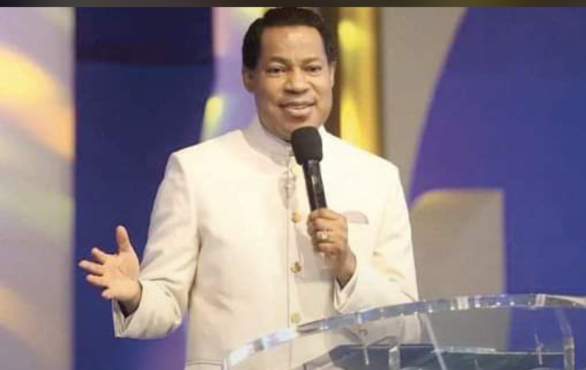 ask4tolsluv's tweet photo. #istandwithpastorchris
We may look quiet and calm but guess what “we have burnt our bridges the day we found Christ.
We function with Grace &amp; Wisdom.
We are sold to the Gospel.
I will follow Pastor Chris till Jesus comes. https://t.co/7LEWrpisqh