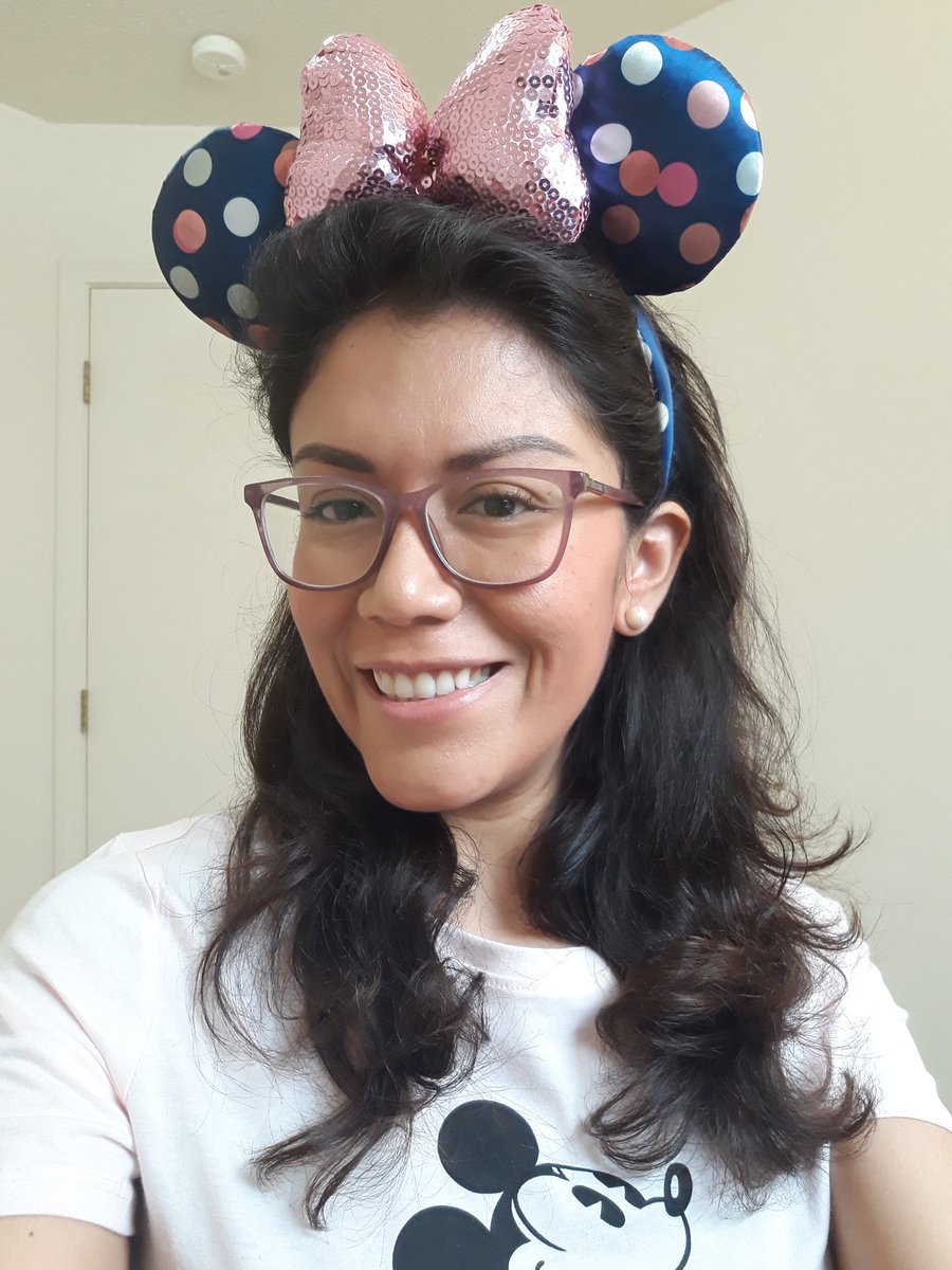 CarlosChavezPhD's tweet photo. In the midst of a pandemic, now more than ever, Stress and Resilience in Families! ππβοΈπβ€οΈ
#Ready4Class #AcademicChatter #PostdocLife @SRCDLatinx @SRCDtweets
@SRAdolescence
@mu_mupa
@MizzouHES
@JamesGRickards
@MizzouNews
@ugradresearchMU
@MizzouResearch https://t.co/igIWeZPYmZ