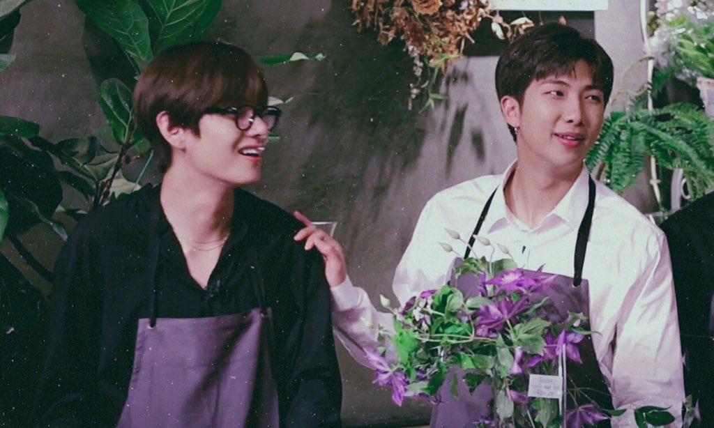 shoulders: existtaejoon: IT’S FREE REAL ESTATE #vmon  #taejoon