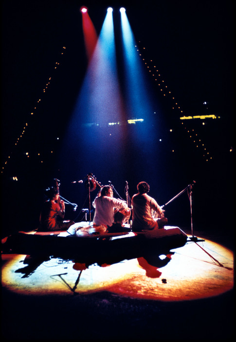 Ravi Shankar by Elliott LandyWoodstock Festival, 1969Shankar started at about 10 pm on Friday evening and played for over 40 minutes throughout the rain. #RaviShankar100