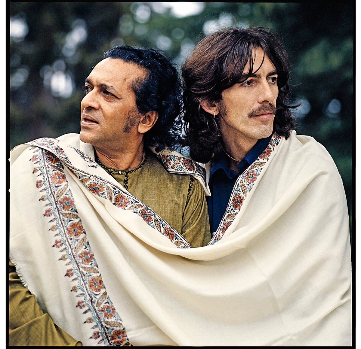 Ravi Shankar & George Harrison by Clive Arrowsmithdigital chromogenic print, 1974 @NPGLondon  #RaviShankar100