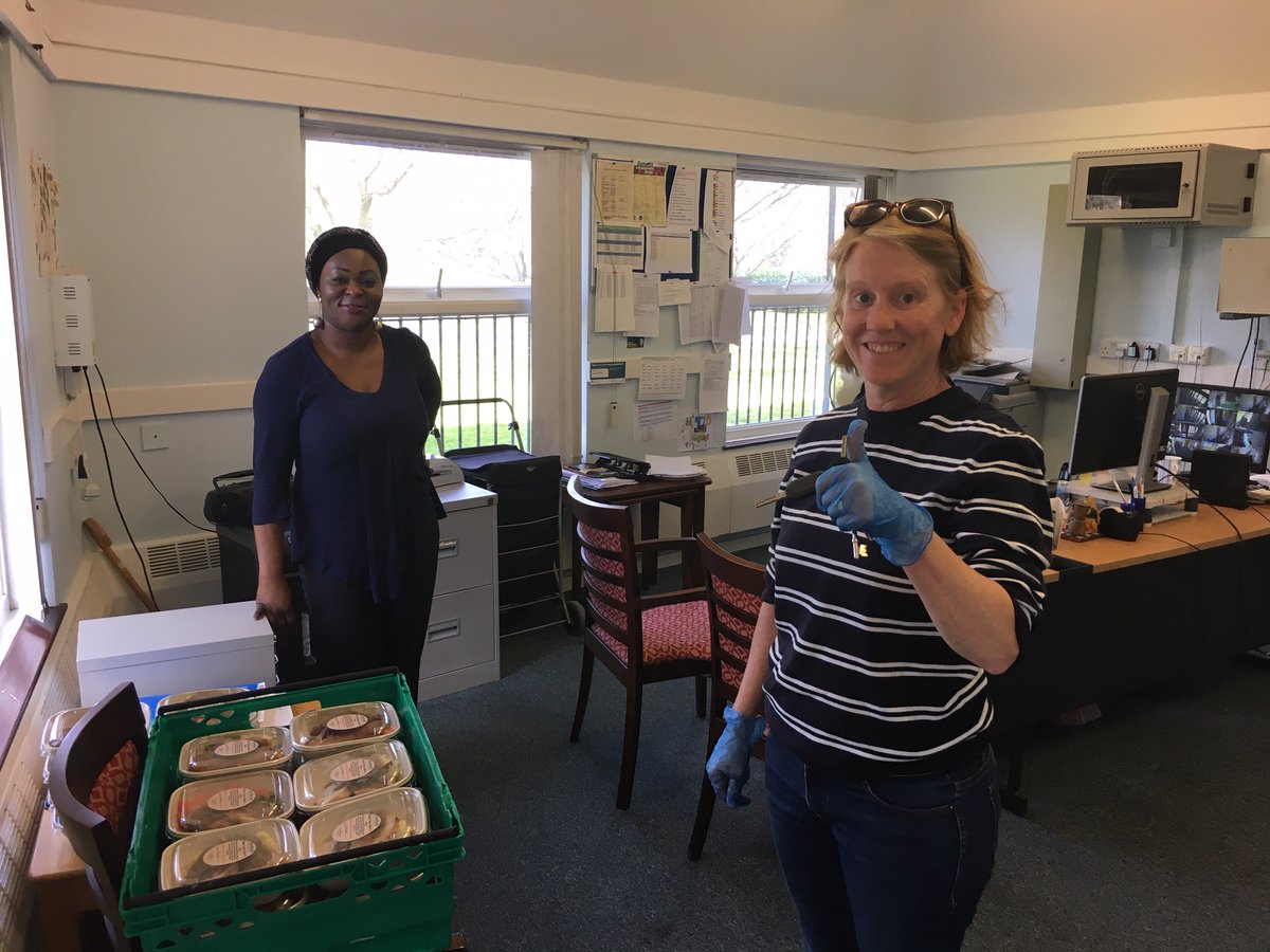 Today we delivered 420 meals across London, distributed to some truly inspiring charities and organisations. Thank you for your continued support and donations! #LondonTogether #TogetherWeCan