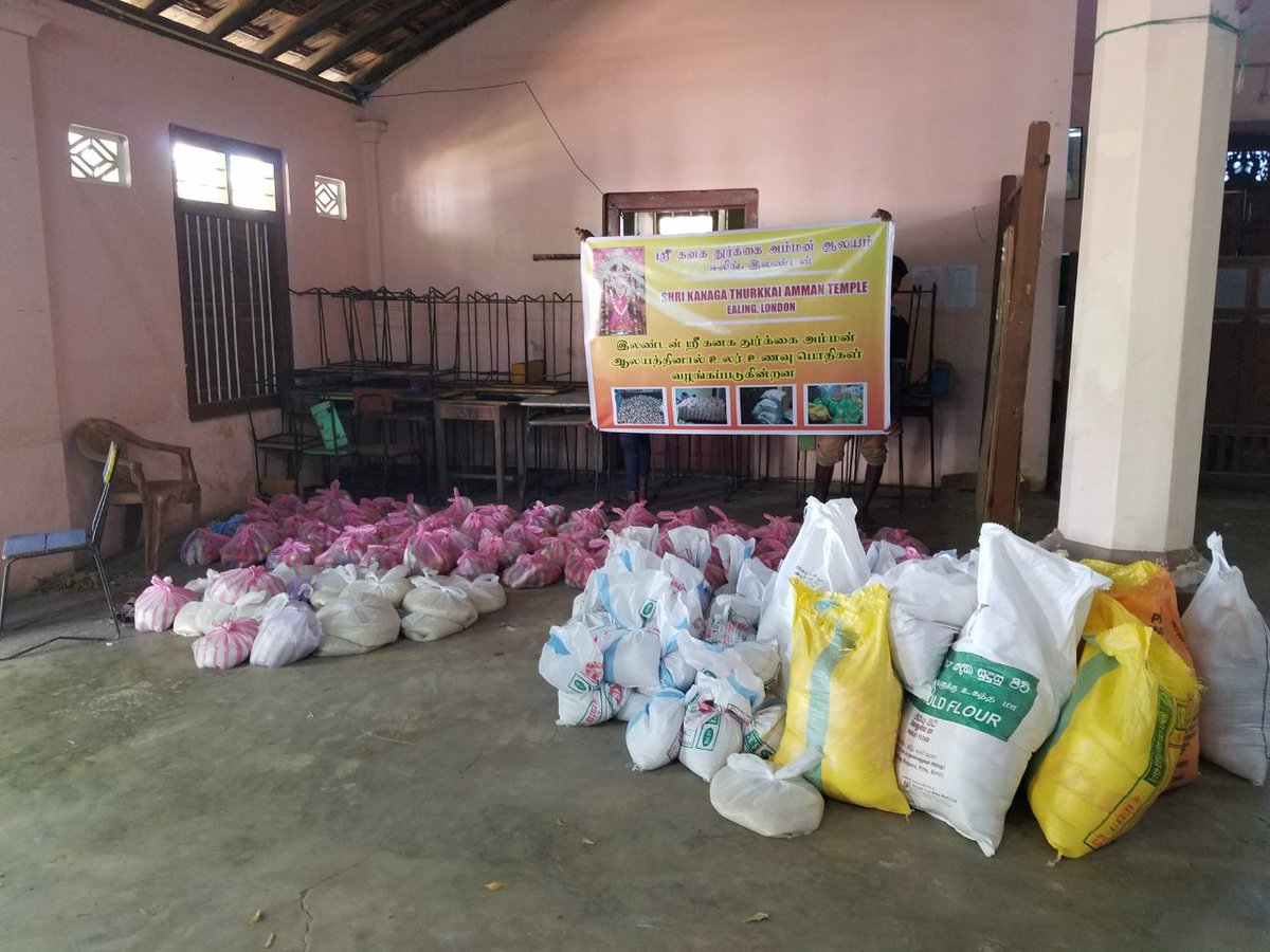 EalingAmman's tweet photo. Coronavirus Relief Program - இன்று 07/04, யாழ்ப்பாணம் / வைத்தீஸ்வரா  கல்லூரிக்கு லண்டன் கனக துர்க்கை அம்மன் ஆலயத்தினரின்   உதவியுடன் வாழ்வாதார வறிய பாடசாலை மாணவர்களின் 70 குடும்பங்களுக்கு உலர் உணவு ,மரக்கறி  பொதிகள்   வழங்கப்பட்டன. https://t.co/D7UzbzXqVy