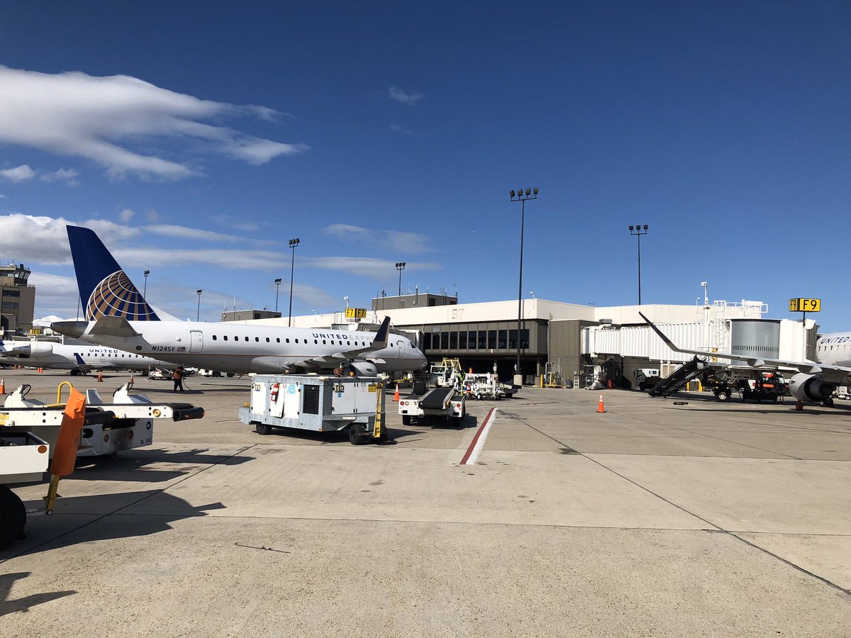 Triple ops un SLC! What pull down??!! 🏔 🎿 @weareunited #SLCrocks #Core4 @Auggiie69 @jonesgreg1976