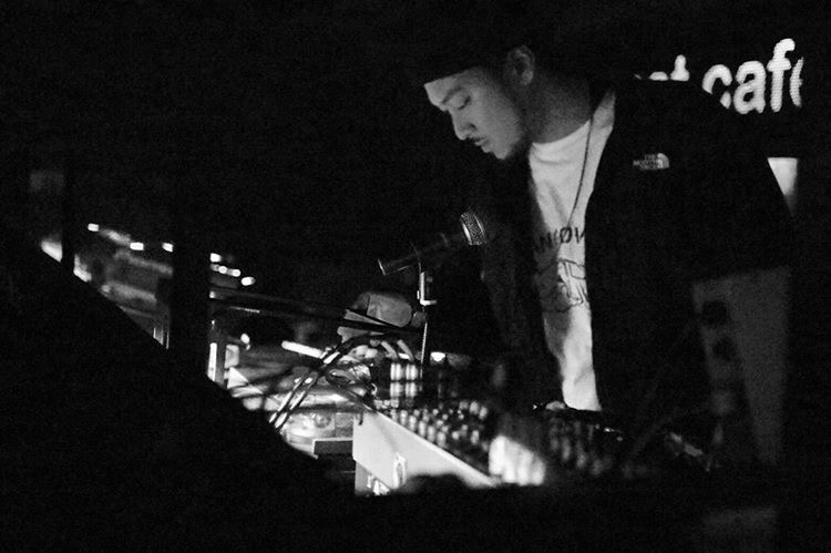 raundhaus's tweet photo. DRS // RH •• 🇯🇵 // 🇺🇸 — Get acquainted with @sny_nkgw — Coming 4/17 by way of @raund_haus in conjunction with @dailyrecshit. Keep your ears open.

preorder cassette: 
https://t.co/iDFg62T4z2 https://t.co/samGkvbekQ