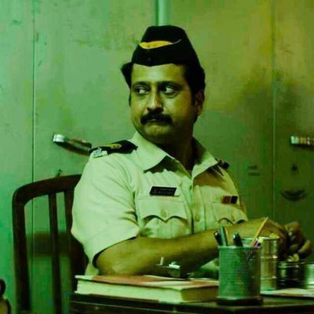 MarathiStars's tweet photo. कोणत्या सिनेमातला चित्र आहे.? 😎😎 काटेकर
#marathi #marathistars #question #katekar #sacredgames #netfilx #series https://t.co/zbHnQeVSKE