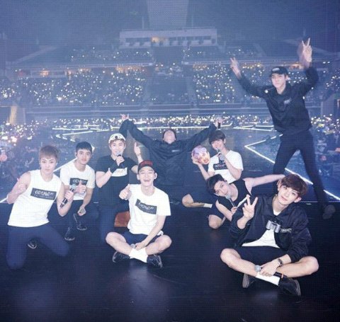 𝐋𝐞𝐭 𝐦𝐞 𝐢𝐧 ✨ 𝐄𝐗𝐈𝐒𝐓 tweet media