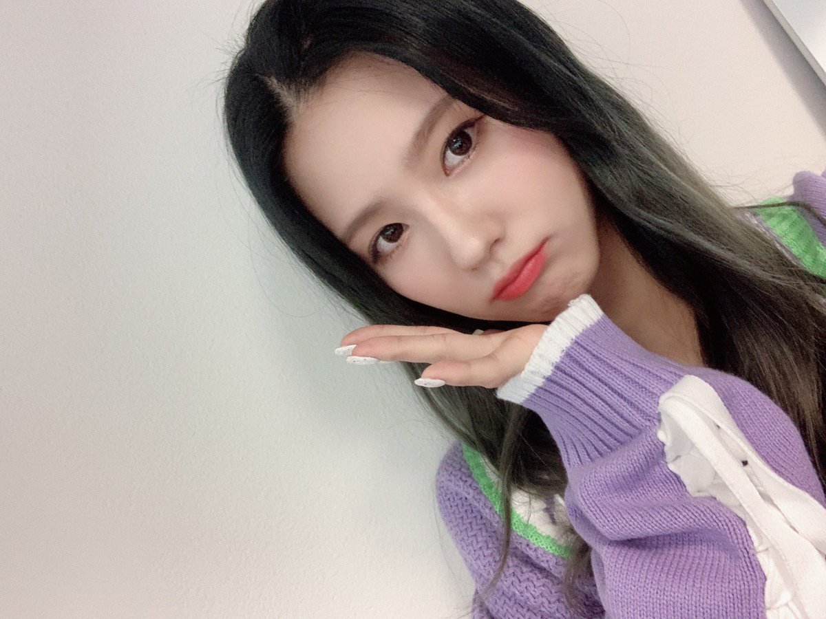G_IDLENSP's tweet photo. [#MIYEON] Con nuestra adorable Song Yuqi ❤️🥰 https://t.co/Bet5lVTwME