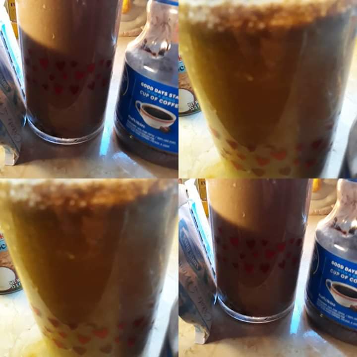 DoreneShaver1's tweet photo. This #instantcoffee #smoothie was made with #cocnut #carmel 😋😋😋 https://t.co/zNvX7r09vq