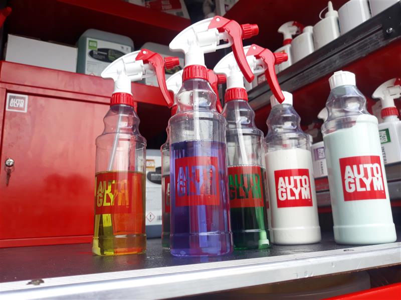 AutoglymPro's tweet photo. If you're anything like us you like to have your favourite products, decanted into spray bottles and mixed up ready to go. Now is a great time to start again, mix some fresh dilutions and prep those bottles. #loveyourvan #loveyourgear https://t.co/05KBtJ75iA