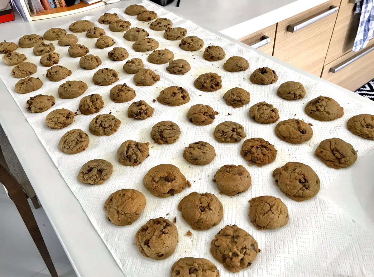 learnboldly's tweet image. Hey @BTerry38 and @dlloydcoach as Kar was doing his #ignitepassions today (making “Grandma’s Cookies”) he said, “Oh, we can do math. Look! An array!” #mathisfun #kitchenmath #deliciousmath #issedu #rvisionaries