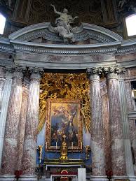 La Iglesia de San Andrés al Quirinal, una de las más bellas obras de Bernini y el barroco. Pequeña, lujosa, barroca en toda su expresión. La cúpula, por Dios, la cúpula...