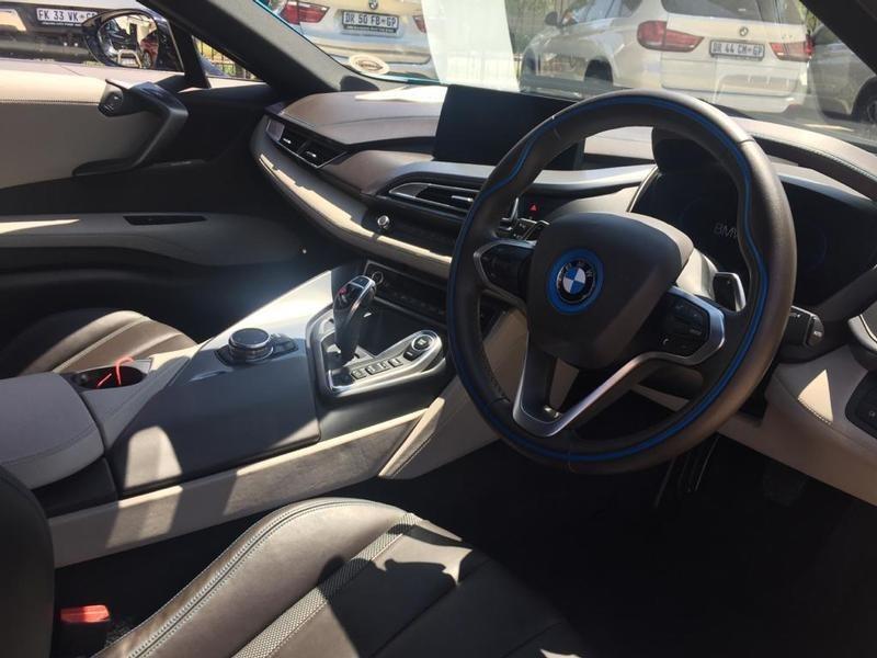 Drive360coza's tweet photo. FOR SALE: R799,000
Check out the latest #Car: BMW I8, I8 Coupe, 2015
Click on the link to contact dealer: https://t.co/iejzluemyb
📍JSN Exclusive - Bryanston
#Drive360 #Car #BMWI8 https://t.co/YEc6UNaOs1