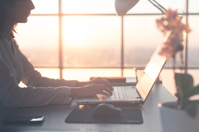 Sergiok8's tweet photo. How are employers protecting their workforce during the #Coronavirus pandemic? #CEO @Ferland_Martine discusses how businesses are safeguarding #jobs while maintaining #business continuity on @YahooFinance. #COVID19 #Leadership https://t.co/WHEZENdqp9 https://t.co/5YhBSYzzXd