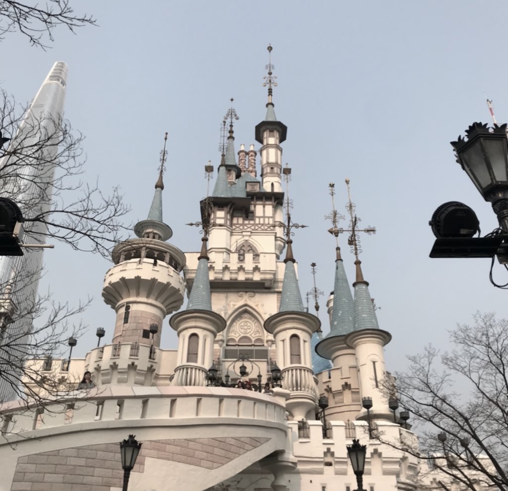 う〜韓国行きたい〜😿😿

早くコロナ治ってほしいなあ〜
すぐ韓国行けるようになったら
行きたいな〜、、、🤍

そのためには
今のうちに稼いどかなな！！✊🏻